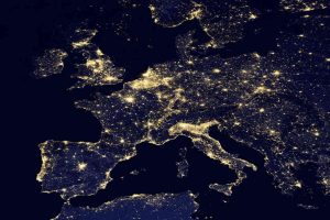 Světelné znečištění v Evropě. Foto: NASA.