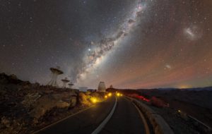 Snímek Cesta ke hvězdám. Foto: Petr Horálek (ESO/FÚ SU v Opavě).