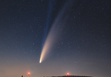 Kometa NEOWISE z roku 2020. Foto: Petr Horálek.