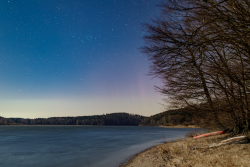 Polární záře 14. března 2022 nad Sečskou přehradou. Foto: Petr Horálek/FÚ v Opavě. Polární záře 14. března 2022 nad Sečskou přehradou. Foto: Petr Horálek/FÚ v Opavě.